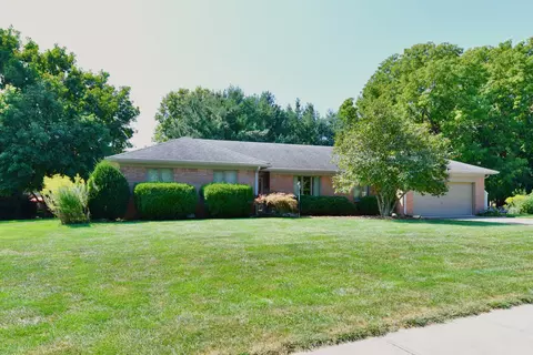 6044 Angela Ct, Plainfield, IN 46168