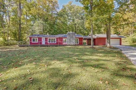 6660 N Railroad Rd, Morgantown, IN 46160