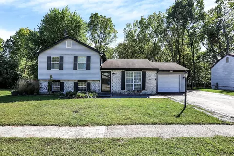 5605 Dollar Hide S Dr, Indianapolis, IN 46221