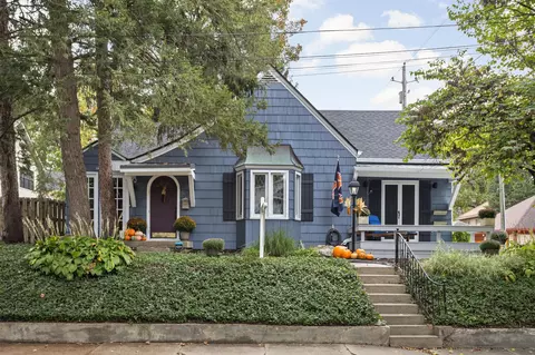 525 E 53rd St, Indianapolis, IN 46220