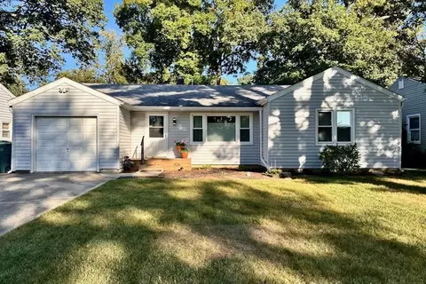 306 S Schroeder Rd, Muncie, IN 47304
