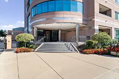 225 N New Jersey St #23, Indianapolis, IN 46204