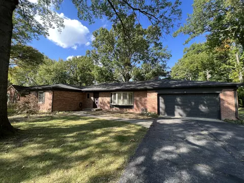 1022 Navajo Trail South Dr, Indianapolis, IN 46260