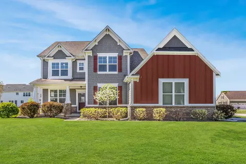 6797 Ethens Glen Dr, Avon, IN 46123