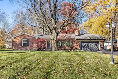 6828 Oakwood Trl S, Indianapolis, IN 46260