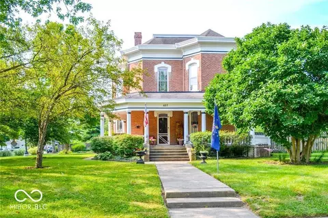 607 W Main St, Greenfield, IN 46140