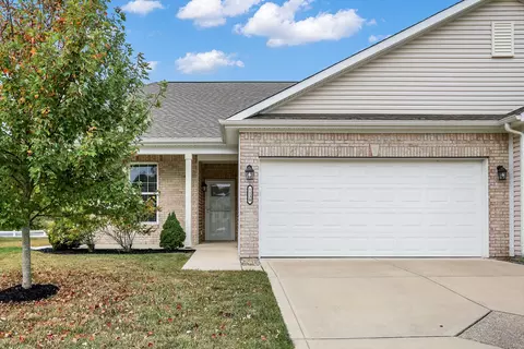 1130 Kristi Ct, Greenwood, IN 46142