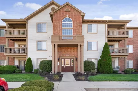 8921 Hunters Creek Dr #312, Indianapolis, IN 46227