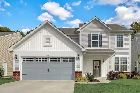 4707 Rainwater Ln, Whitestown, IN 46075