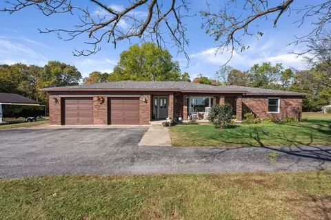 9096 N Country Club Rd, Mooresville, IN 46158