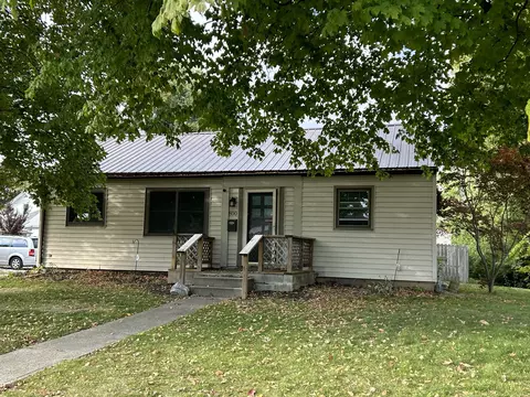 800 E Pike St, Crawfordsville, IN 47933
