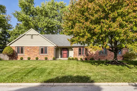 100 Wintergreen Dr, Noblesville, IN 46062