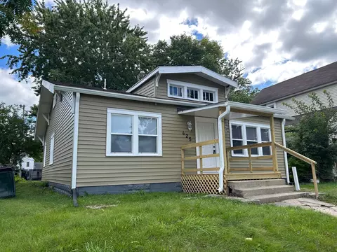 425 E 8th St, Muncie, IN 47302 photo 2