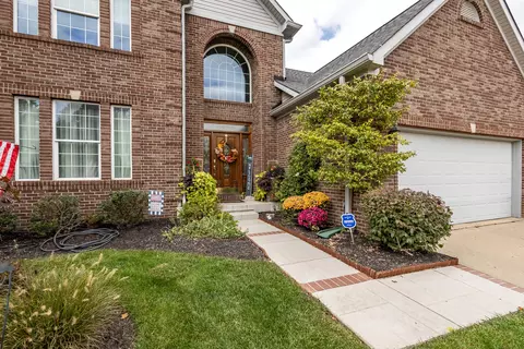11038 Silvertree Ct, Fishers, IN 46037
