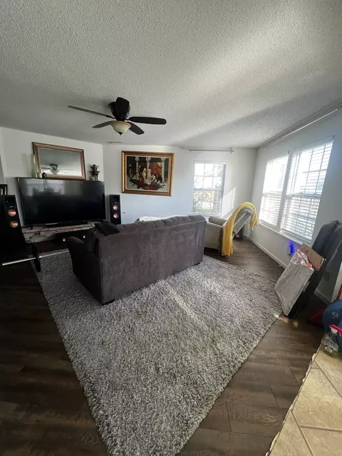 9133 Bayview Cir, Plainfield, IN 46168 photo 3