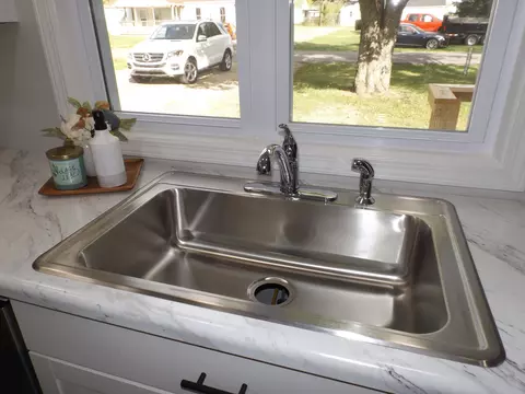 554 Patterson Rd, Columbus, IN 47203 photo 9