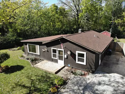 2546 Eagledale Dr, Indianapolis, IN 46222