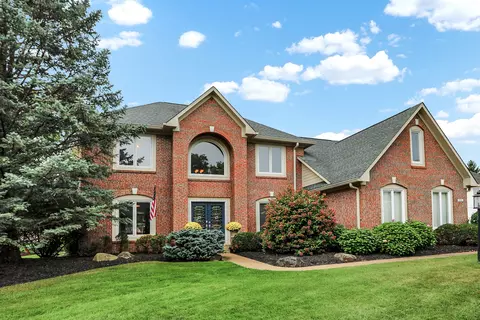 5265 Apache Moon, Carmel, IN 46033