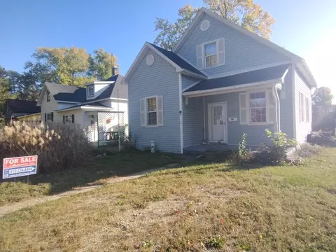 117 N 10th St, Clinton, IN 47842