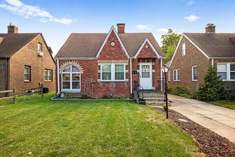 5257 E 9th St, Indianapolis, IN 46219
