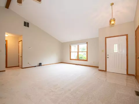105 Elbert St, Indianapolis, IN 46227 photo 4