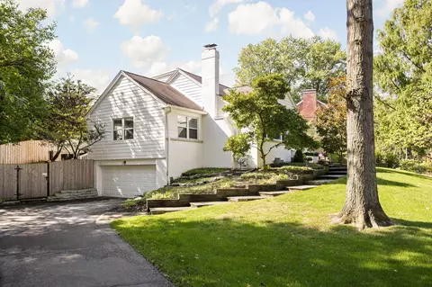 105 E 73rd St, Indianapolis, IN 46240