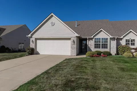 1592 Fairfield Dr, Greenfield, IN 46140