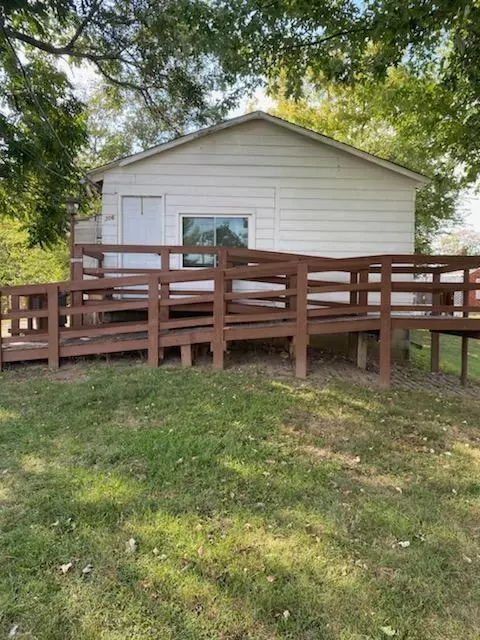 306 Hancock St, Seymour, IN 47274