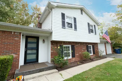 10219 Orchard Park Dr S, Indianapolis, IN 46280
