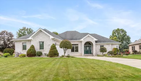 10305 Whispering Way, Indianapolis, IN 46239