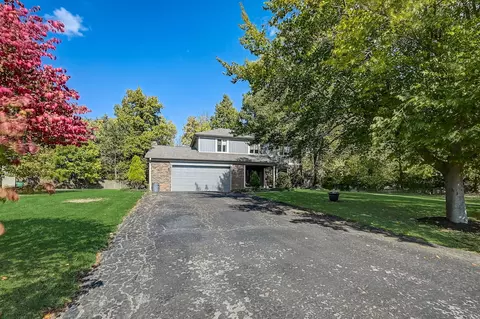 8873 Lesley Ln, Brownsburg, IN 46112