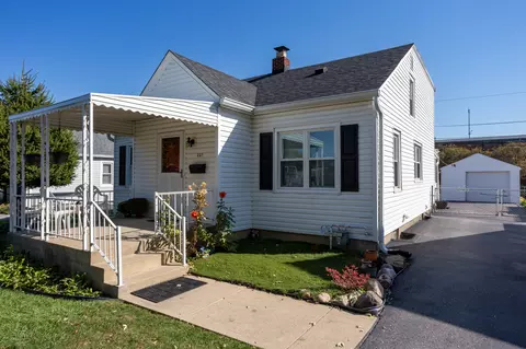 227 N 13th St, Beech Grove, IN 46107