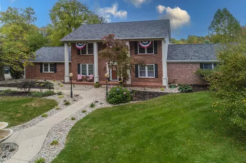 986 N Twin Oaks Dr, Crawfordsville, IN 47933