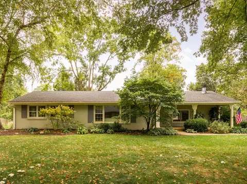 5525 E 81st St, Indianapolis, IN 46250