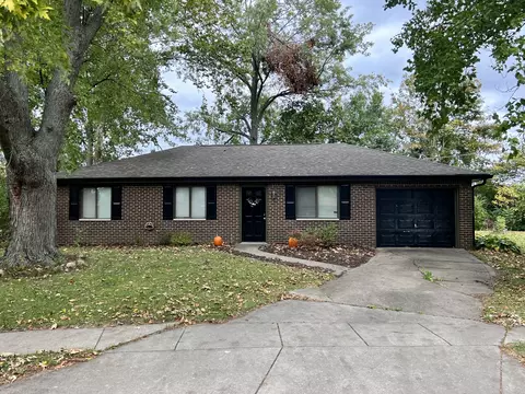 495 Autumn Ln, Greenwood, IN 46143