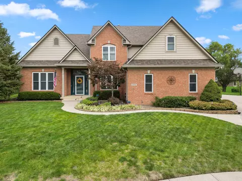 6449 Crystal Ridge Cir, Indianapolis, IN 46259