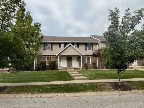 1250 W Adams Hill Cir # 204, Bloomington, IN 47403