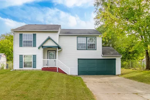 8371 Devonshire Rd, Columbus, IN 47201