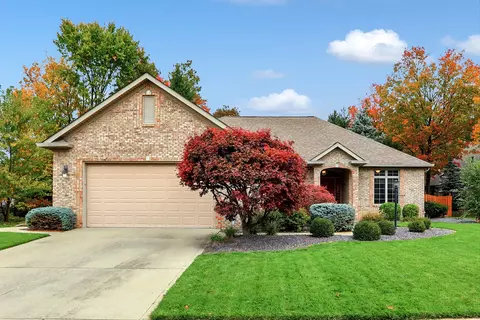 6644 Golden Oak Ln, Avon, IN 46123