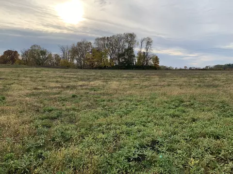 1934 Gentry Woods Ct, Danville, IN 46122