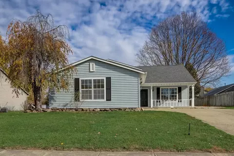 1065 Laura Dr, Greenwood, IN 46143