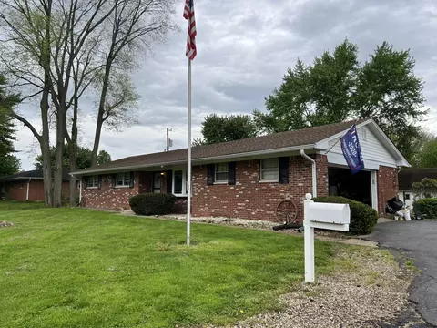 984 Mullinix Rd, Greenwood, IN 46143