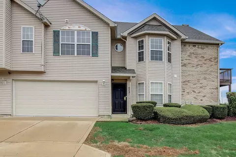 6231 Bishops Pond Ln, Indianapolis, IN 46268