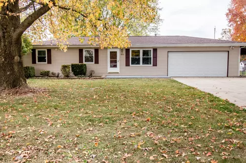 9256 N Friendship Dr, Taylorsville, IN 47280