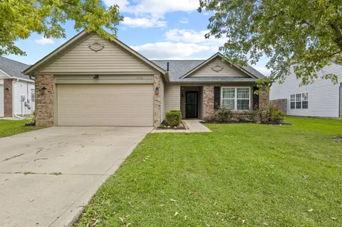 1113 Chateaugay Ct, Whiteland, IN 46184