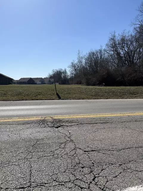 1260 Lincoln Park Blvd, Greenwood, IN 46142