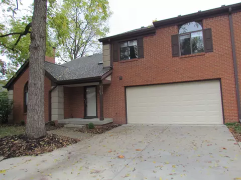 9316 Oak Run Cir, Indianapolis, IN 46260