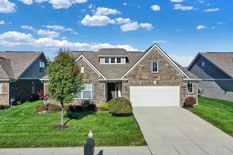 9576 Rocky Shore Dr, Mccordsville, IN 46055