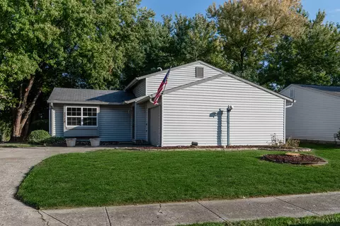 3718 Pleasant Lake Dr, Indianapolis, IN 46227