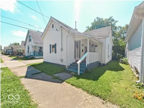 617 S Tompkins St, Shelbyville, IN 46176